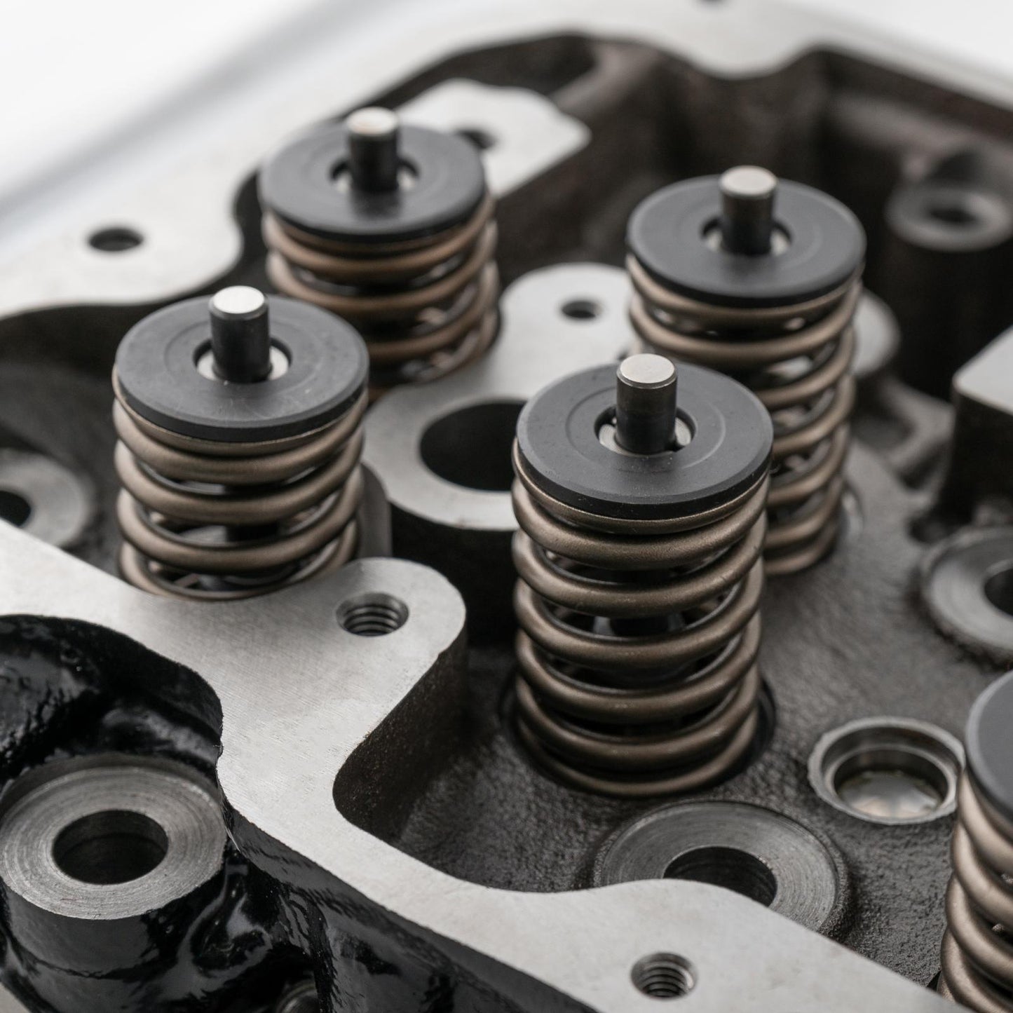Cylinder Head (One) Cast Iron - GM 6.6L Duramax 2004.5-2010 LLY/LBZ/LMM Ported Pacific Performance Engineering