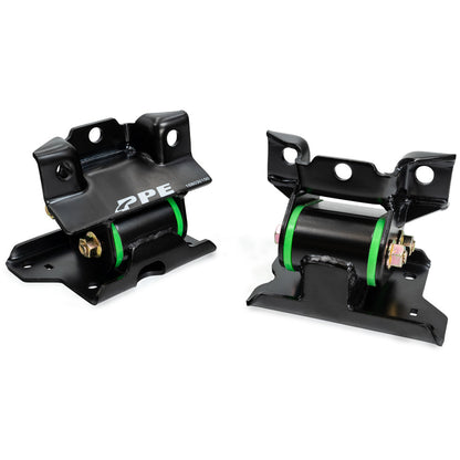 2001-2010 GM 6.6L Duramax Engine Mount Kit 50 Hardness Green